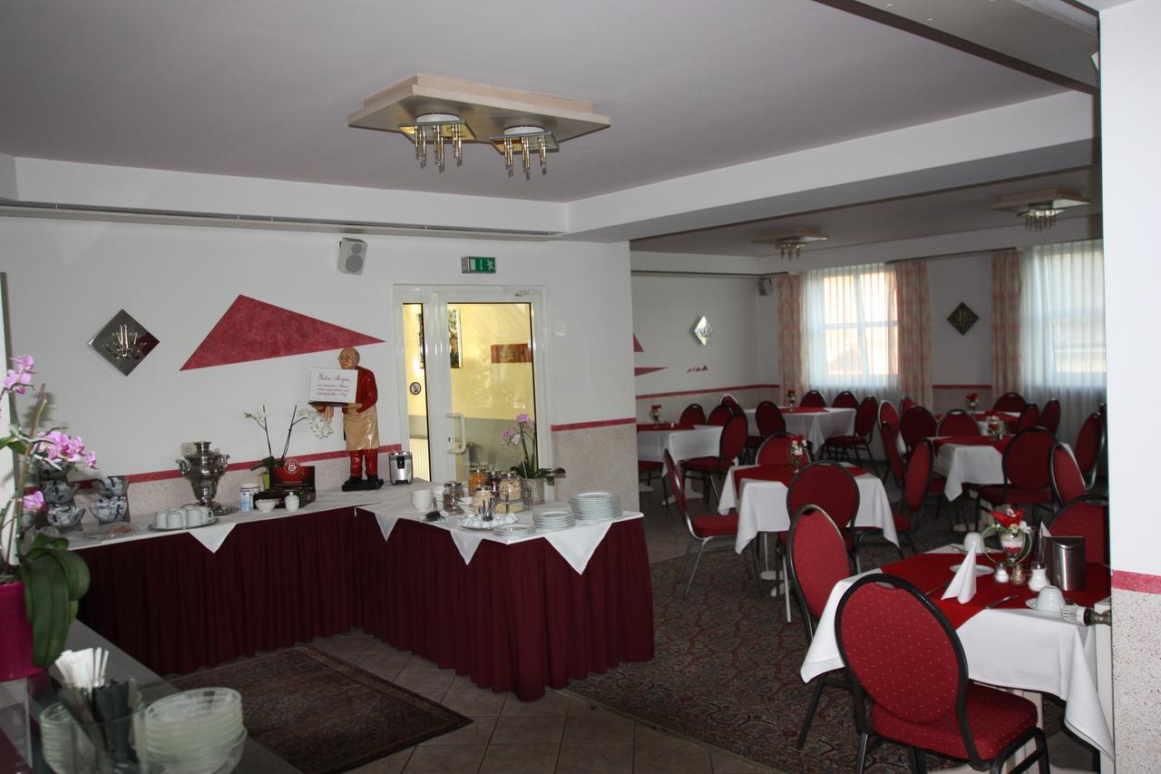 Hotel Buergerhof Hohenstein-Ernstthal Esterno foto