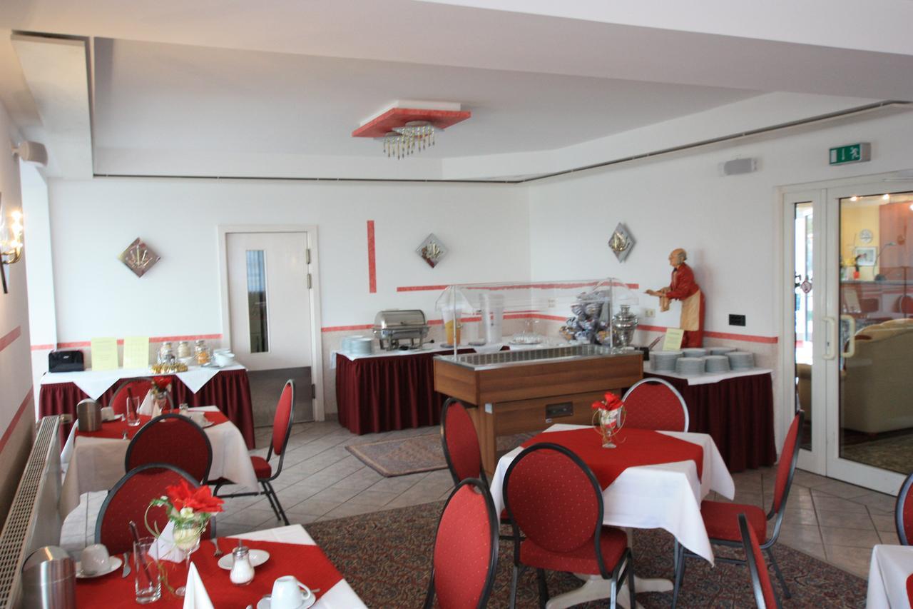 Hotel Buergerhof Hohenstein-Ernstthal Esterno foto