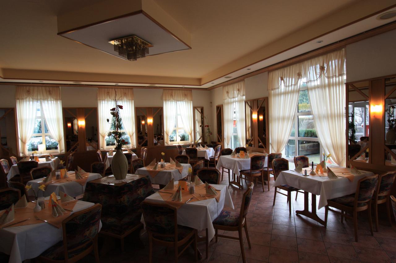 Hotel Buergerhof Hohenstein-Ernstthal Esterno foto